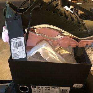 Mens Raf Simmon Runner Size 9